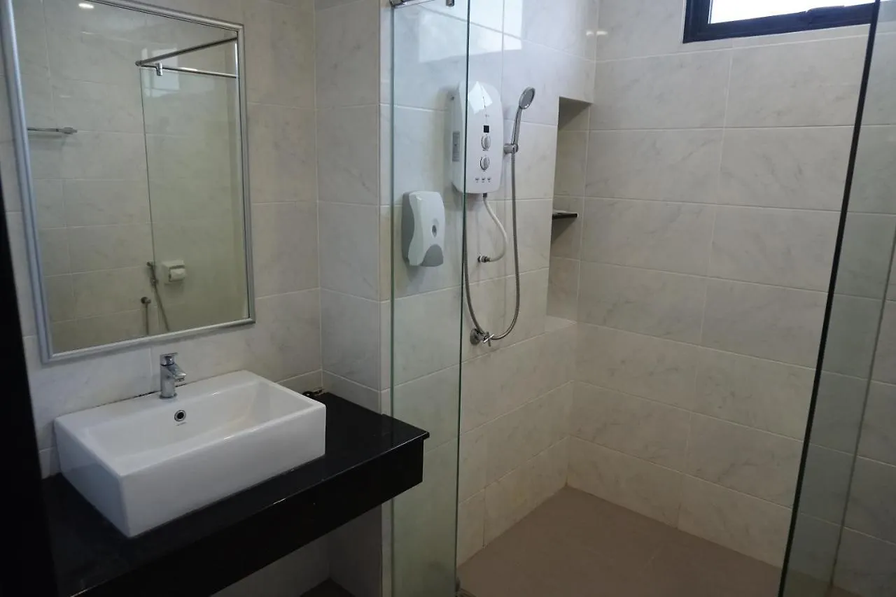 Guest house Scott Service Suites George Town